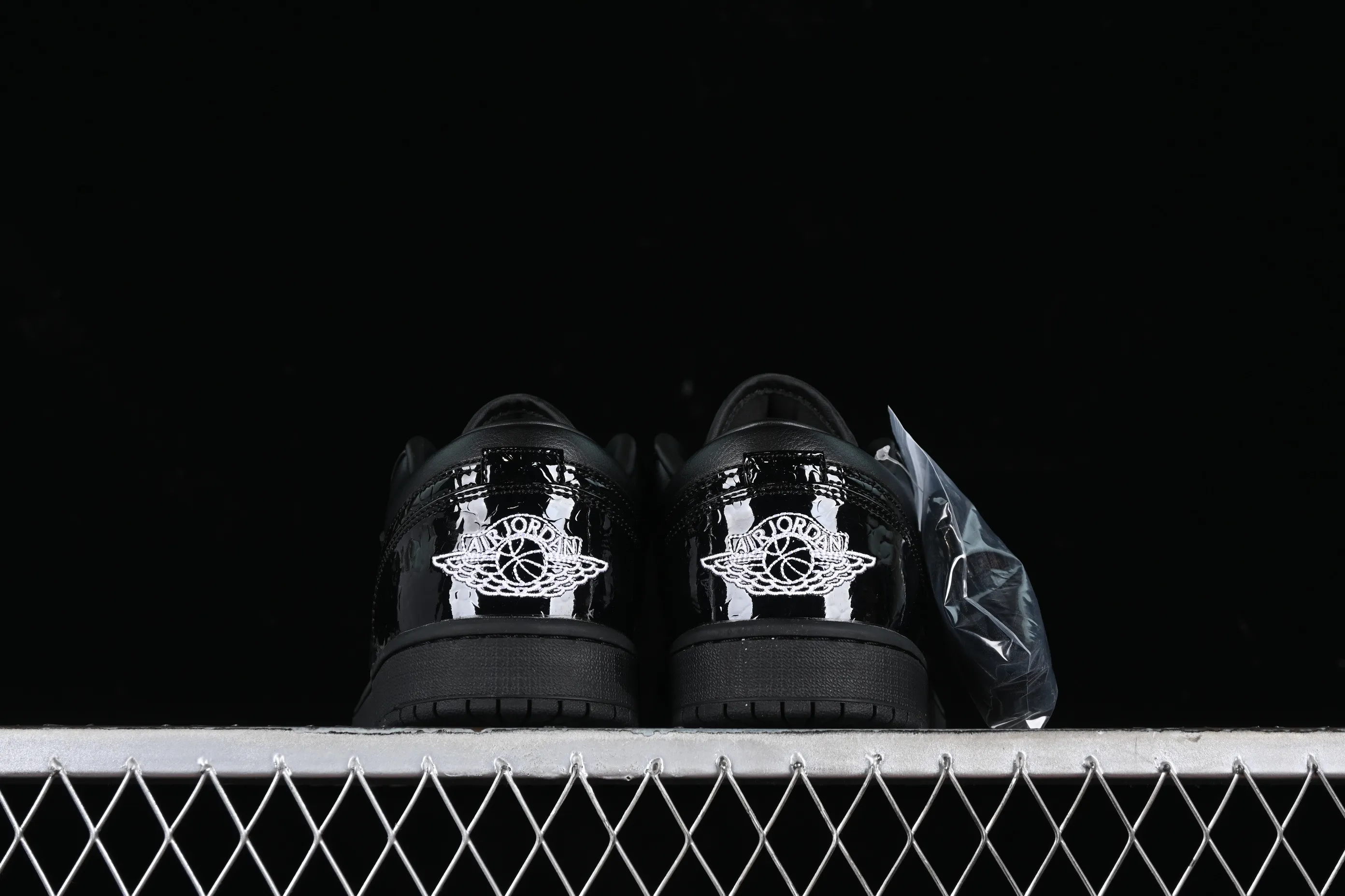 All categories Air Jordan Jordan series basketball shoes Air Jordan 1 Low Air Jordan 1 Low "Black Croc" AJ1 Joe 1 crocodile black low-top cultural casual sneakers HJ7743-010